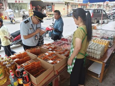 縣市場(chǎng)監(jiān)督管理局開(kāi)展中秋月餅專項(xiàng)檢查 守護(hù)佳節(jié)“舌尖安全”